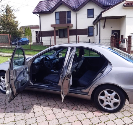 Mercedes-Benz Klasa C cena 11500 przebieg: 325281, rok produkcji 2003 z Zawidów małe 172